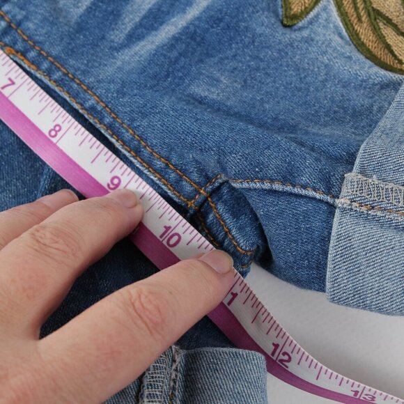 Denim Shorts Red Embroidered Flower - Small Medium - Picture 8 of 8